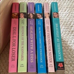 Set of 6 Lisi Harrison’s Book